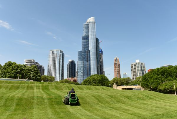 Cost of Corporate Lawn Mowing in Springdale